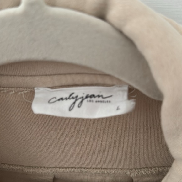 Carly Jean Los Angeles Jacket - Picture 2 of 2